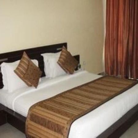 Anand Corbett Aamod Resort & Spa Corbett National Park Экстерьер фото