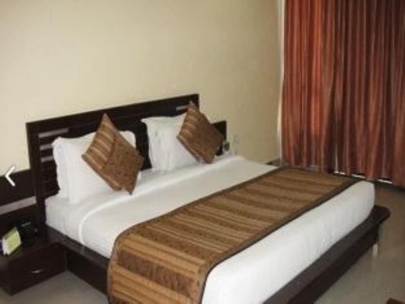 Anand Corbett Aamod Resort & Spa Corbett National Park Экстерьер фото